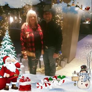 Meet your Posher, Debbie